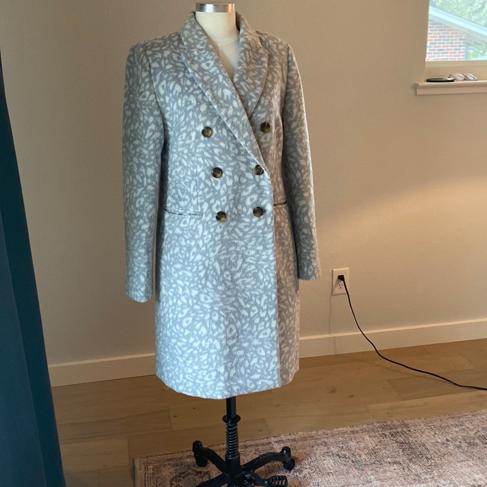 3/4 length grey Ann Taylor coat